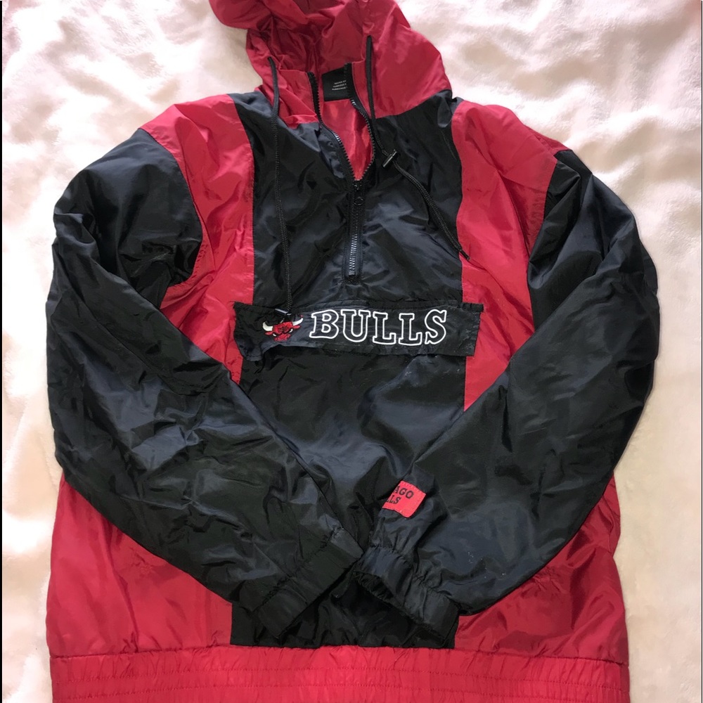 Small Chicago Bulls Wind Breaker Hoodie Basketball